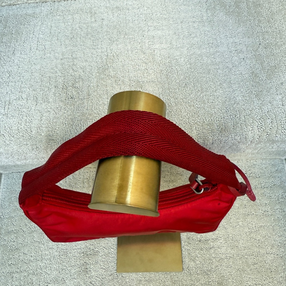 Nylon Re edition Shoulder bag in Red Nylon - Picture 8 of 16